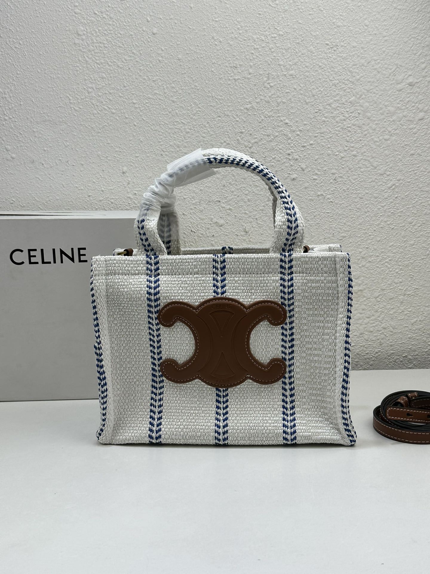 CE SMALL CABAS THAIS IN STRIPED TEXTILE AND CALFSKIN XHITE/BLUE 25CM 199162EYI01BB