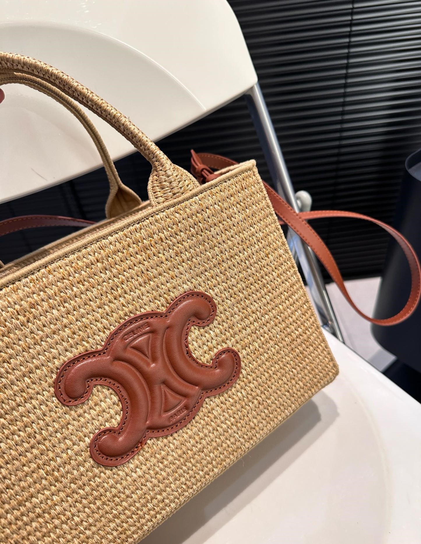 CE SMALL CABAS THAIS IN RAFFIA AND CALFSKIN TAN 27CM 116302FF7 04LU