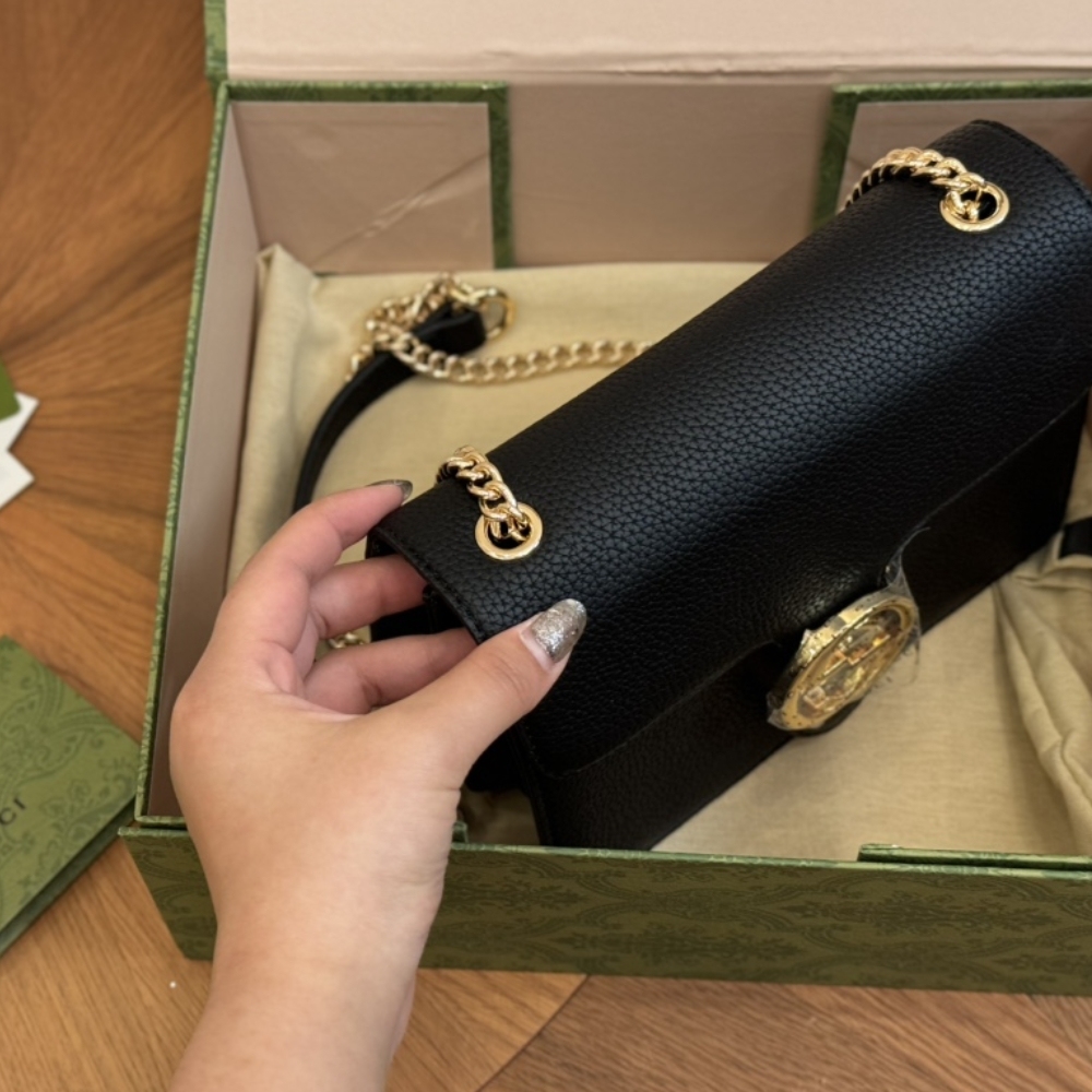 GG INTERLOCKING LEATHER CHAIN CROSSBODY BAG BLACK 20CM