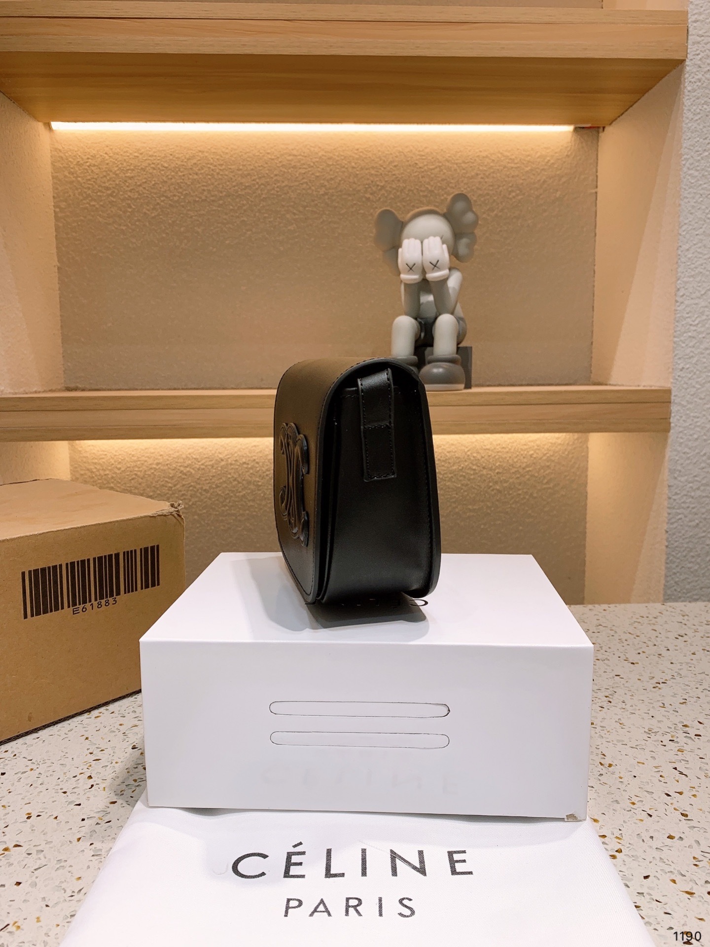 CE FOLCO CUIR TRIOMPHE IN SMOOTH CALFSKIN BLACK 18CM 198263DU3 38NO