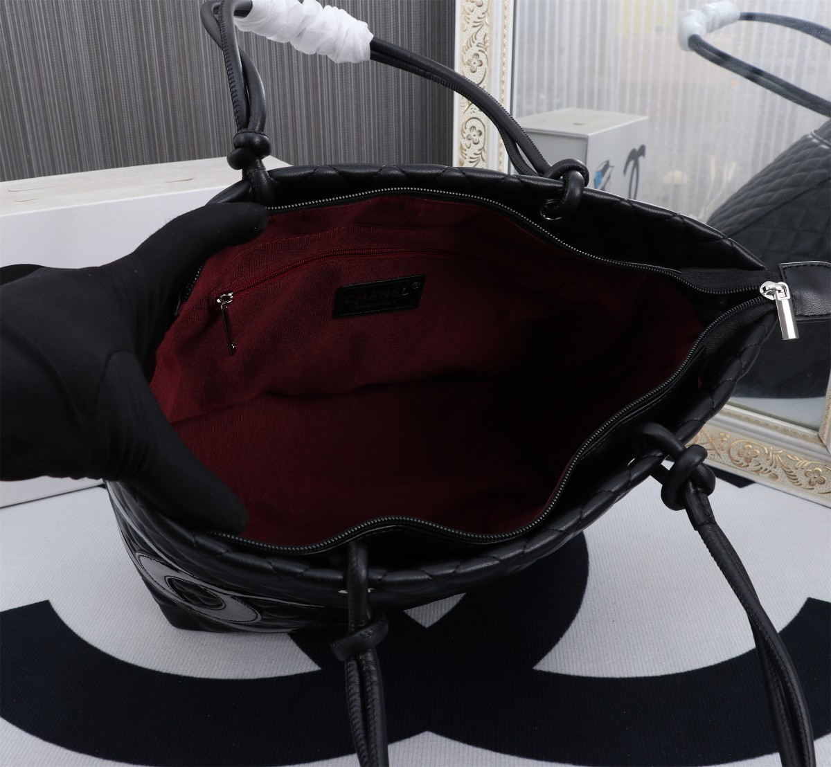 CC CALFSKIN QUILTED LARGE CAMBON TOTE BLACK 41CM