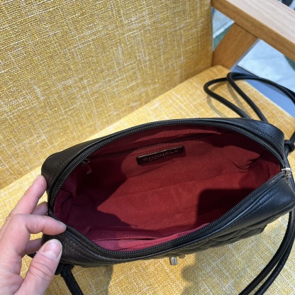 CC CAMBON CAMERA BAG QUILTED LEATHER BLACK 26CM