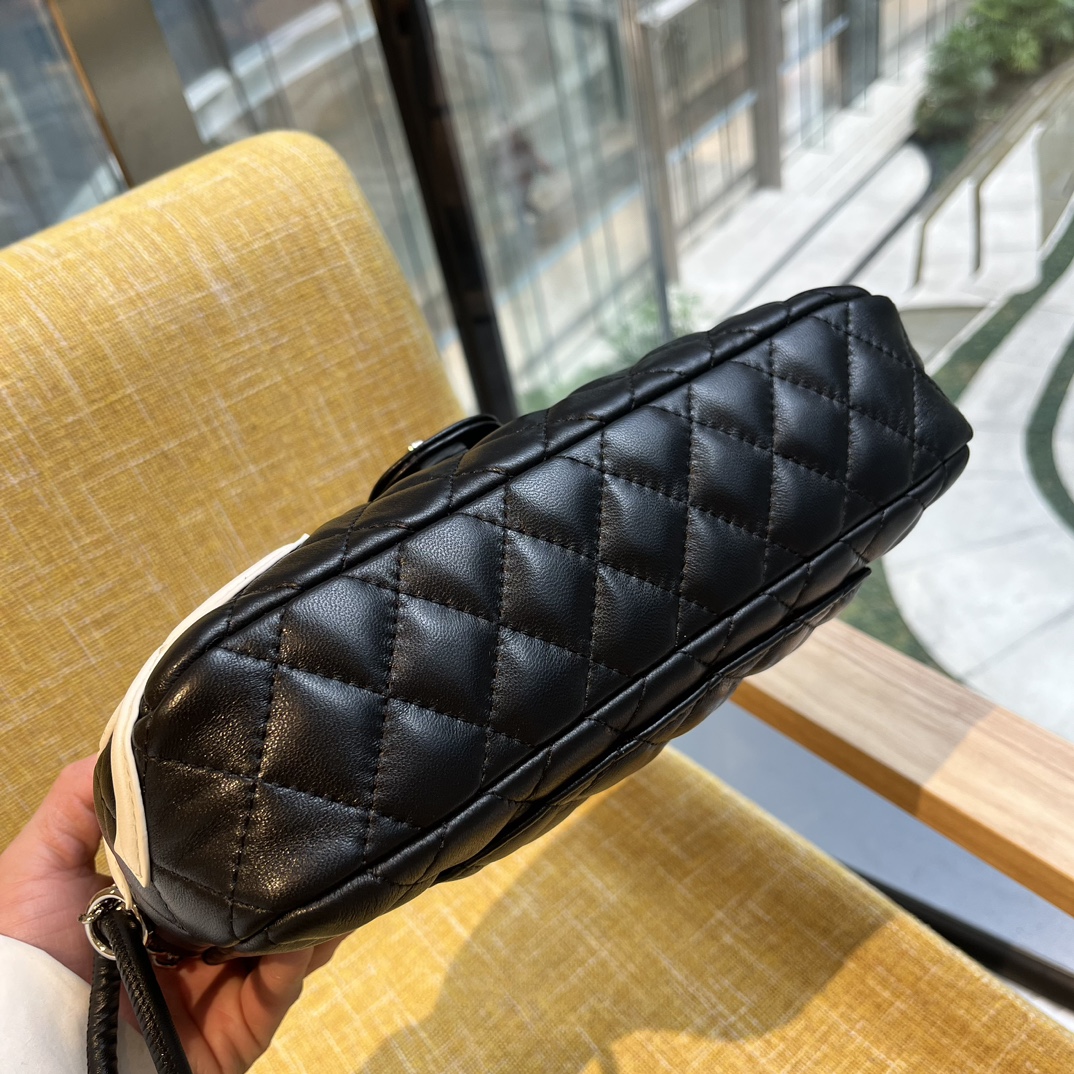 CC CAMBON CAMERA BAG QUILTED LEATHER BLACK 26CM