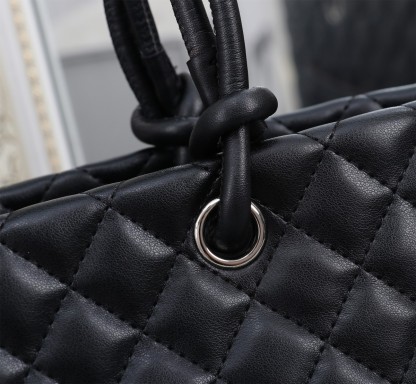 CC CALFSKIN QUILTED LARGE CAMBON TOTE BLACK 41CM