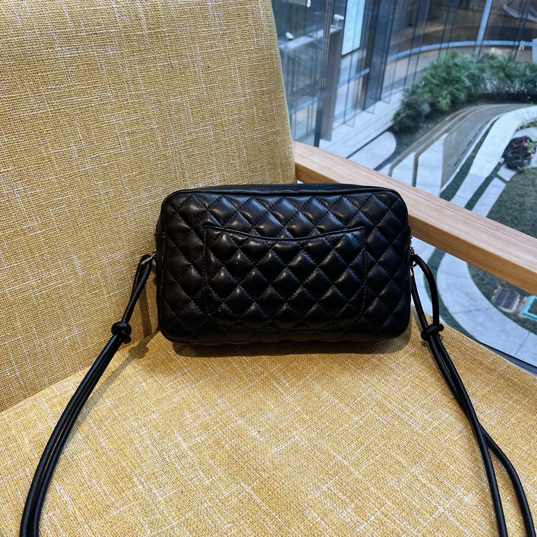 CC CAMBON CAMERA BAG QUILTED LEATHER BLACK 26CM