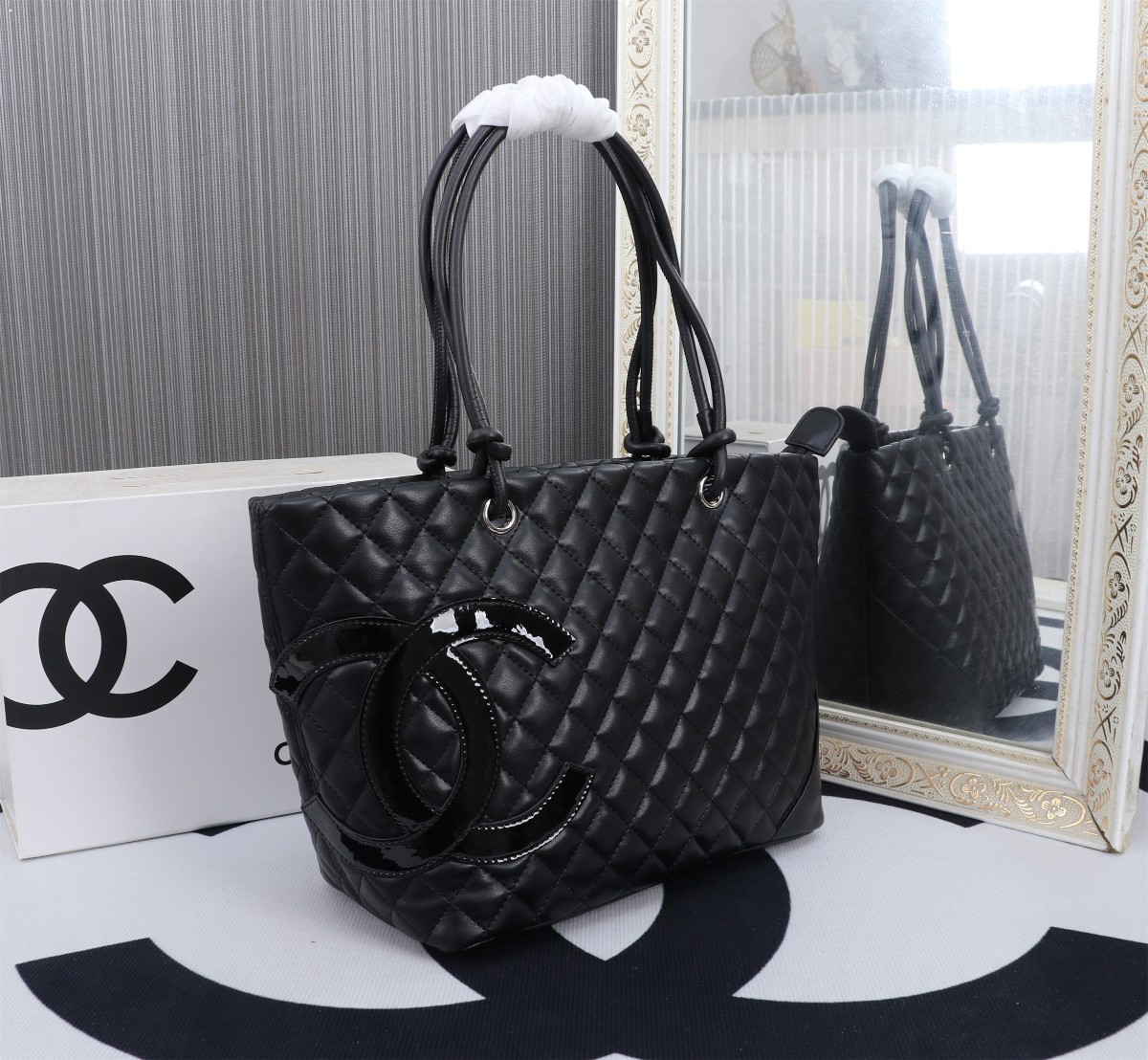 CC CALFSKIN QUILTED LARGE CAMBON TOTE BLACK 41CM