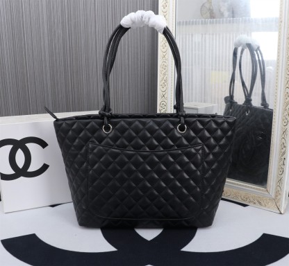 CC CALFSKIN QUILTED LARGE CAMBON TOTE BLACK 41CM