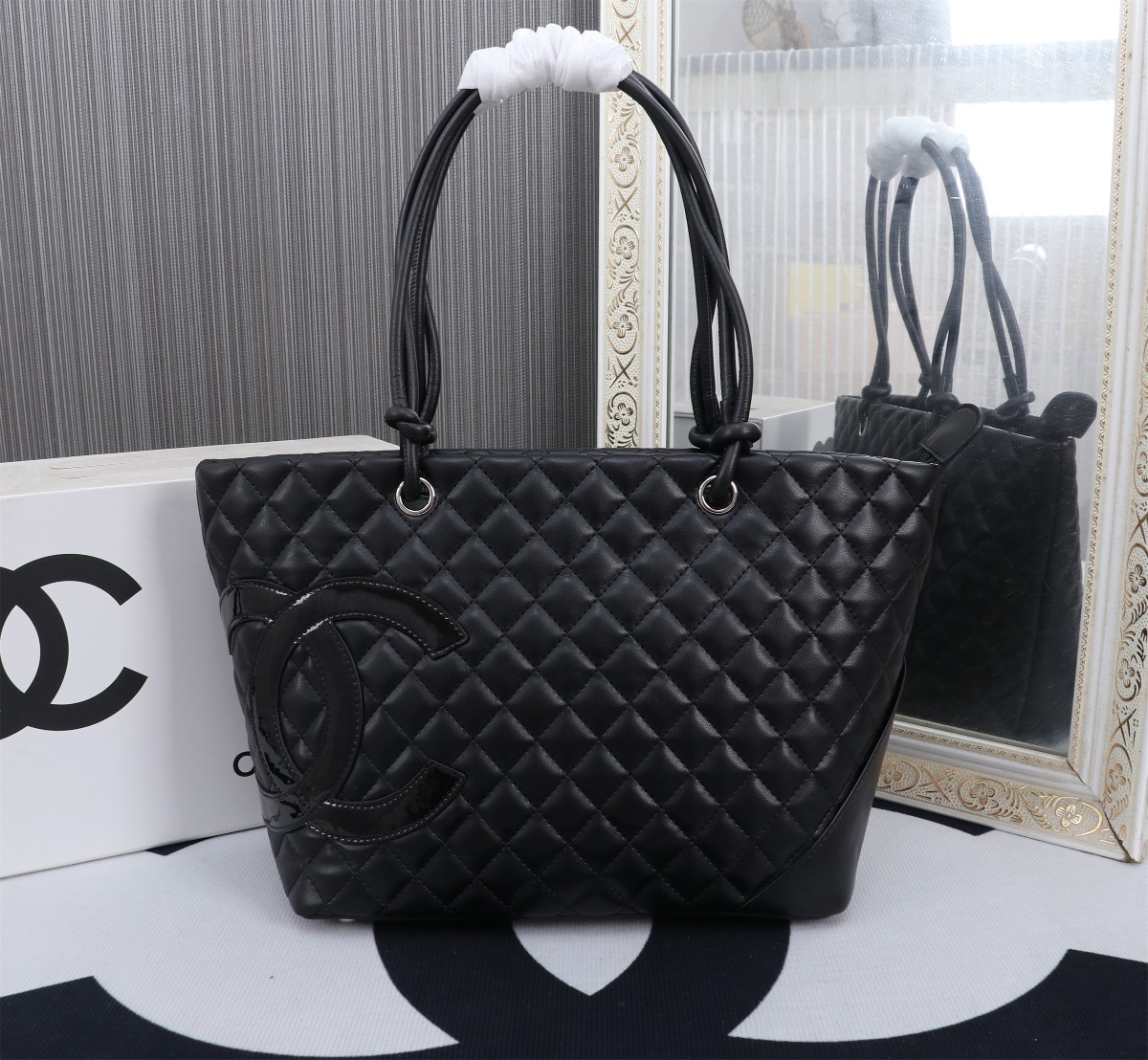 CC CALFSKIN QUILTED LARGE CAMBON TOTE BLACK 41CM