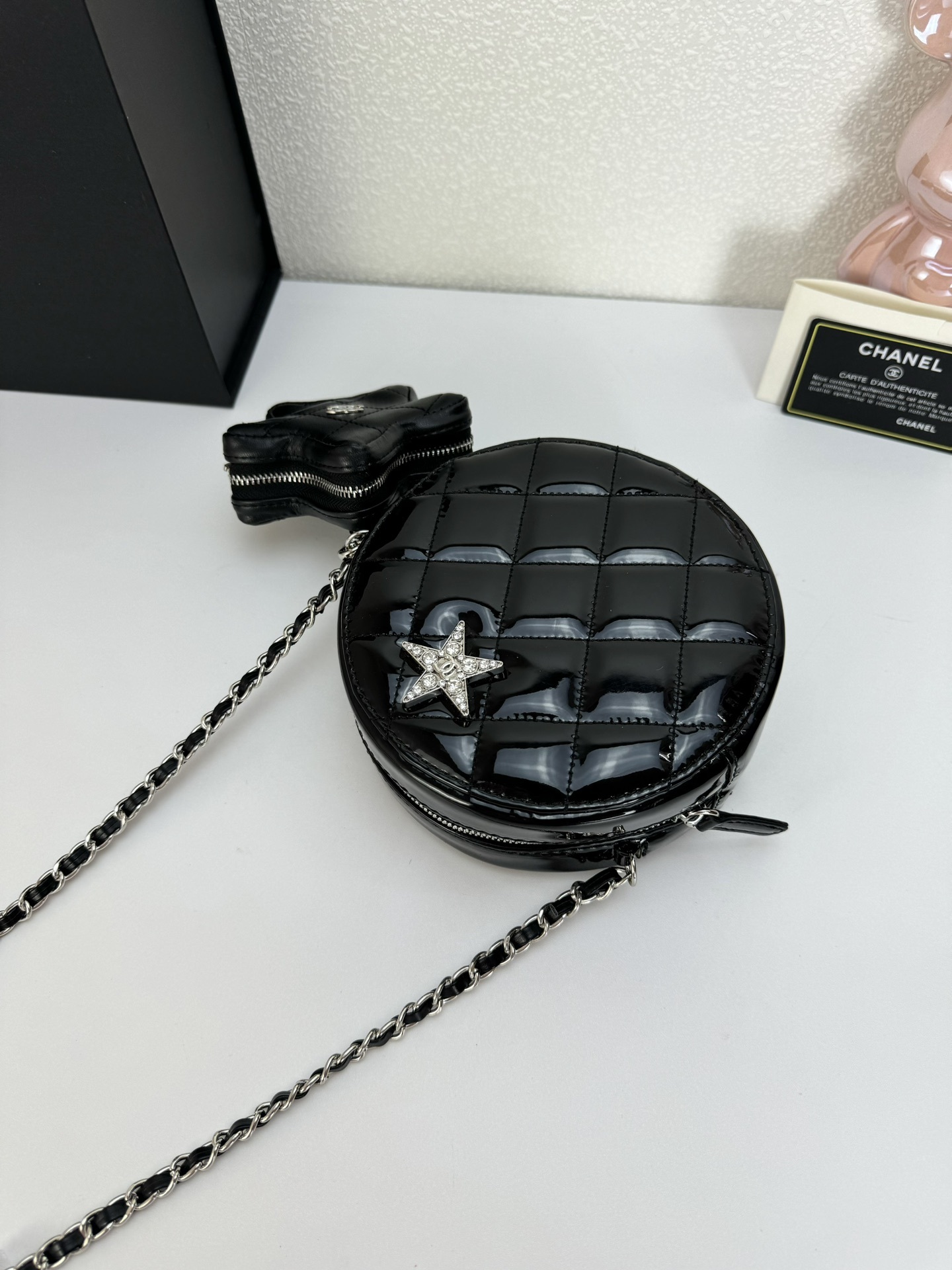 CC ROUND WITH CHARM AND STAR COIN PURSE BLACK 15CM