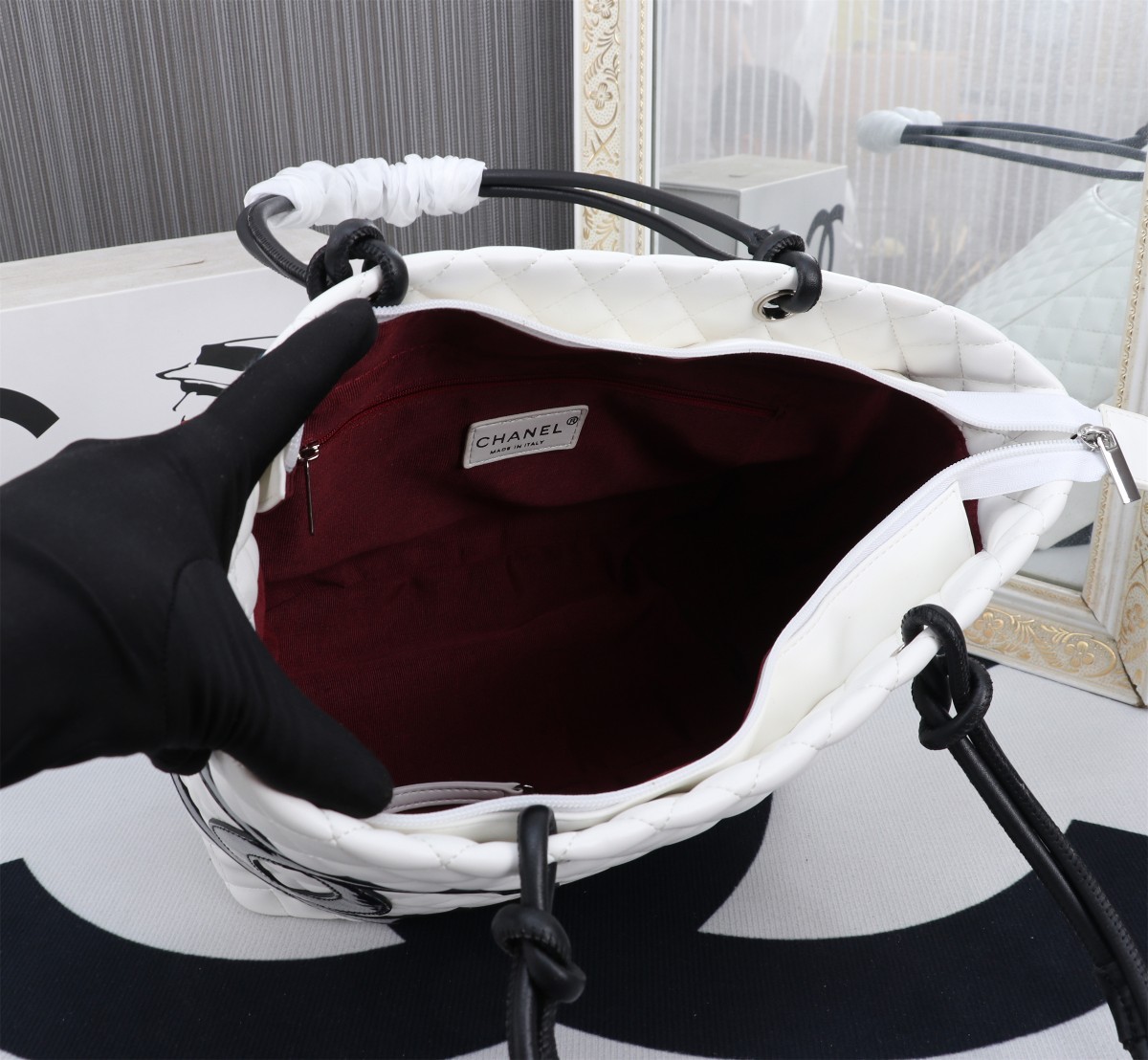 CC CALFSKIN QUILTED LARGE CAMBON TOTE BLACK WHITE 41CM