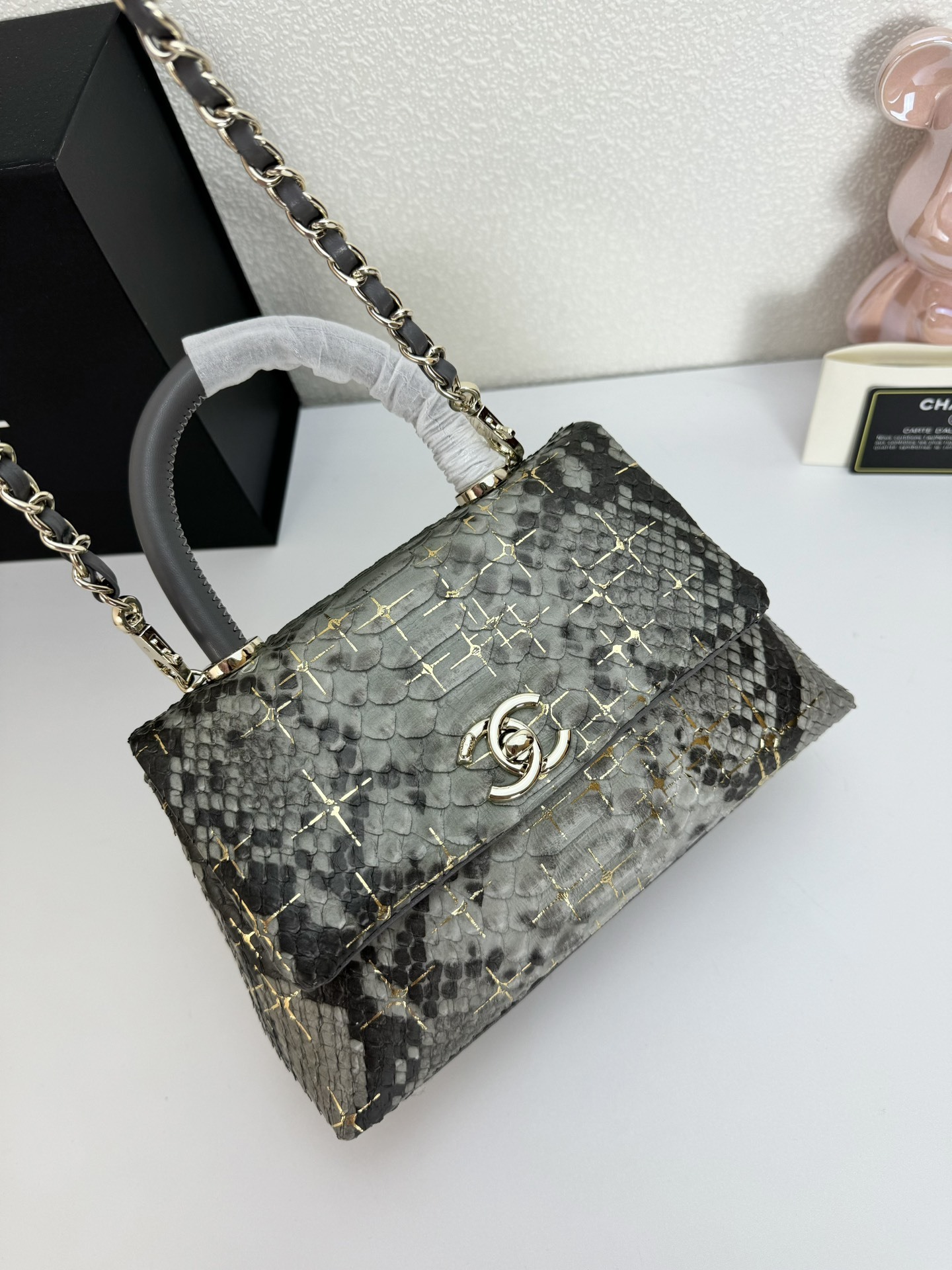 CC TRENDY CC TOP HANDLE BAG PYTHON GRAY 23CM