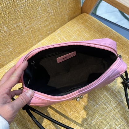 CC CAMBON CAMERA BAG QUILTED LEATHER PINK 26CM