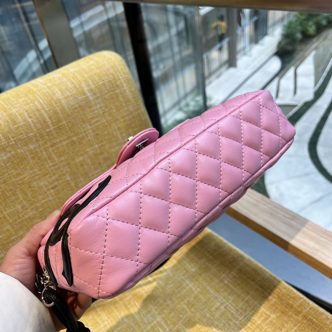 CC CAMBON CAMERA BAG QUILTED LEATHER PINK 26CM