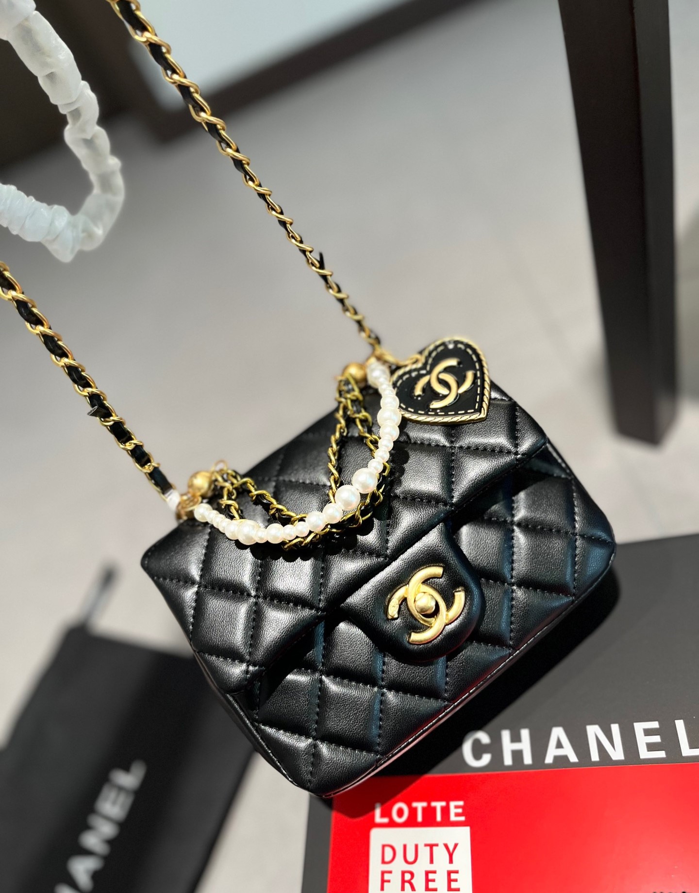 CC MINI FLAP BAG BLACK 17CM AS4385 B15773 94305