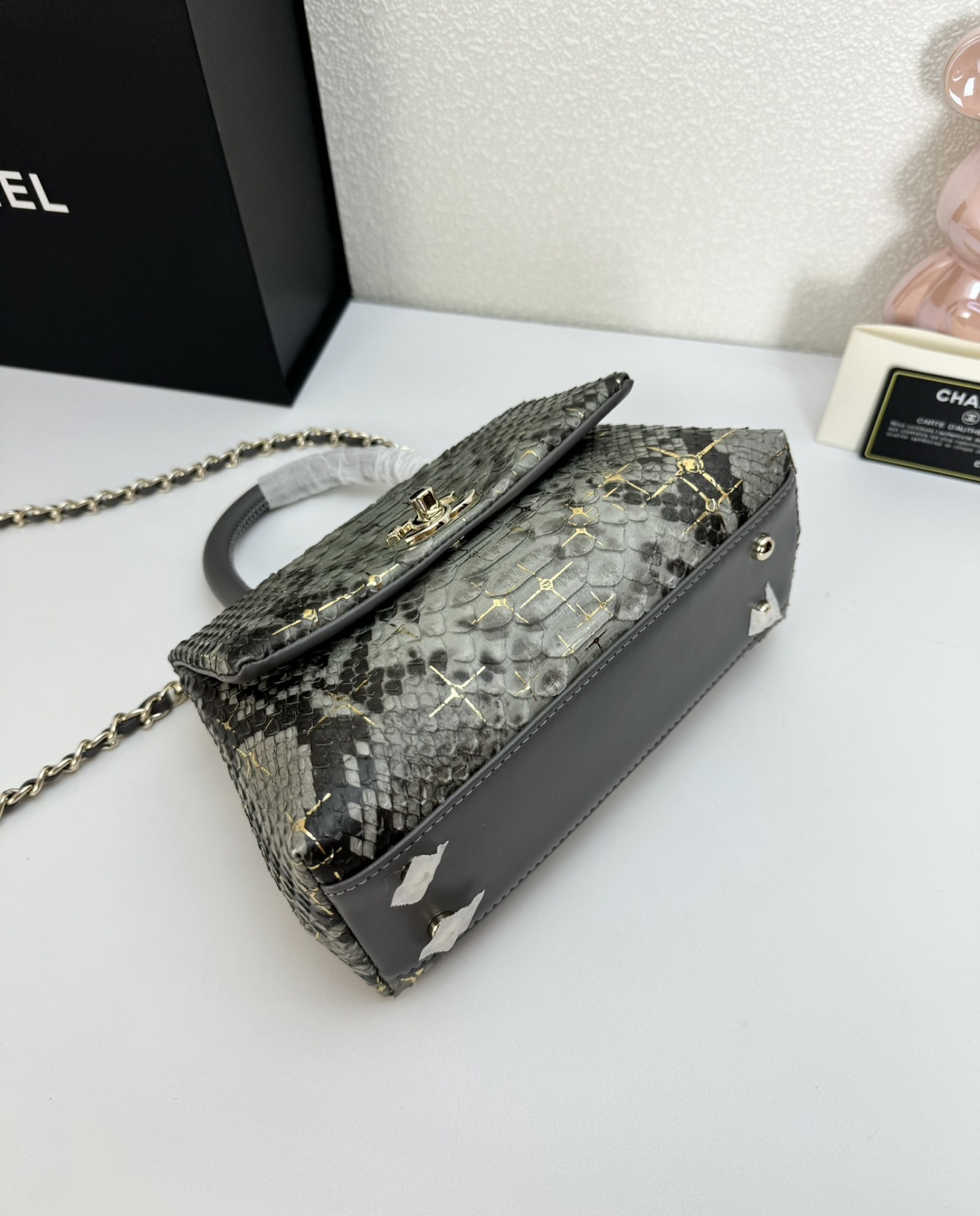 CC TRENDY CC TOP HANDLE BAG PYTHON GRAY 23CM
