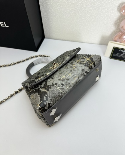 CC TRENDY CC TOP HANDLE BAG PYTHON GRAY 23CM