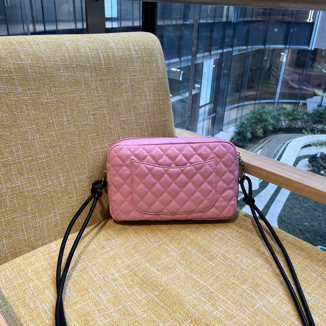 CC CAMBON CAMERA BAG QUILTED LEATHER PINK 26CM