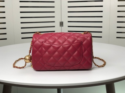 CC QUILTED MINI CC RECTANGULAR PEARL CRUSH FLAP BAG RED 20CM