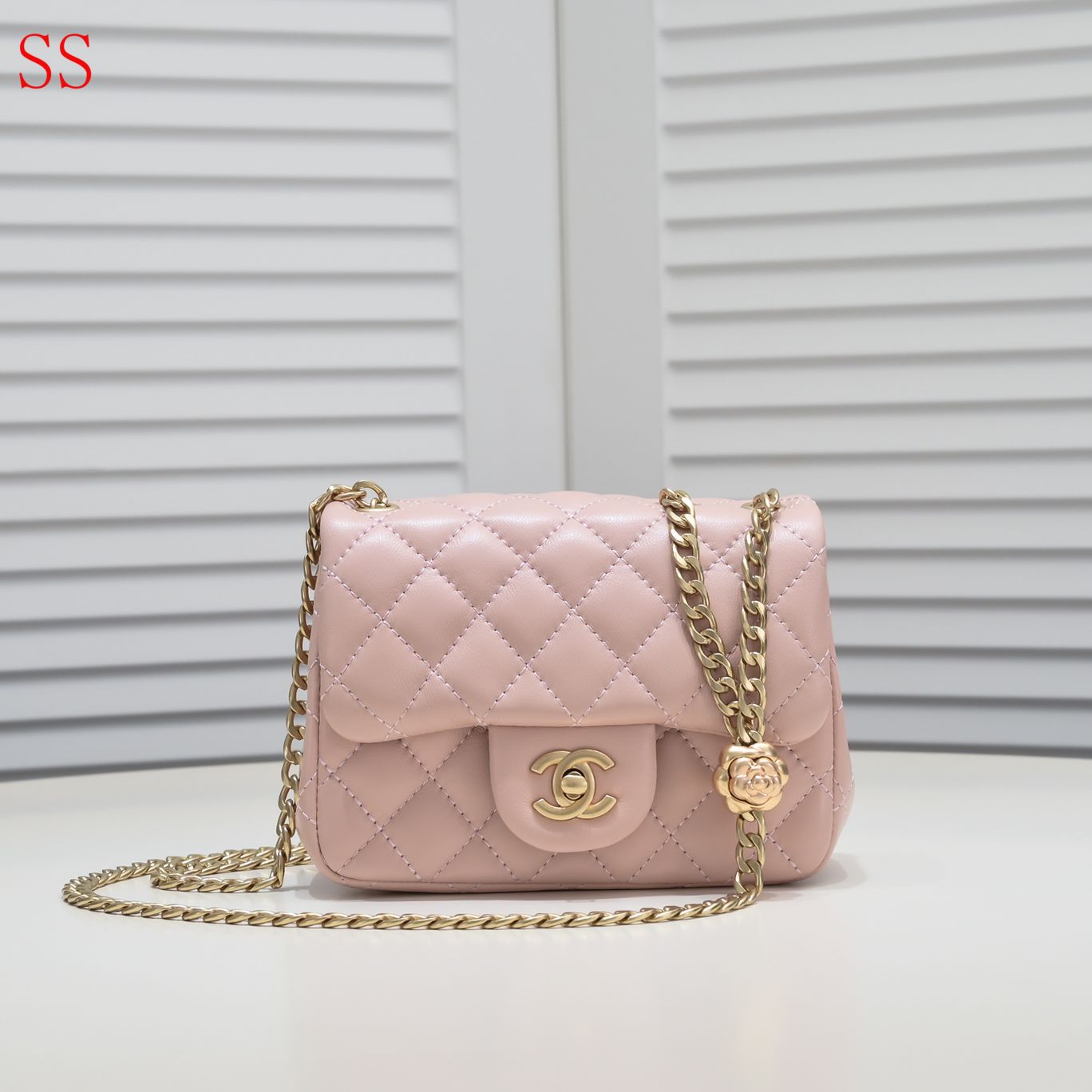 CC MINI FLAP BAG WITH FLOWER CHAIN BEIGE 18CM