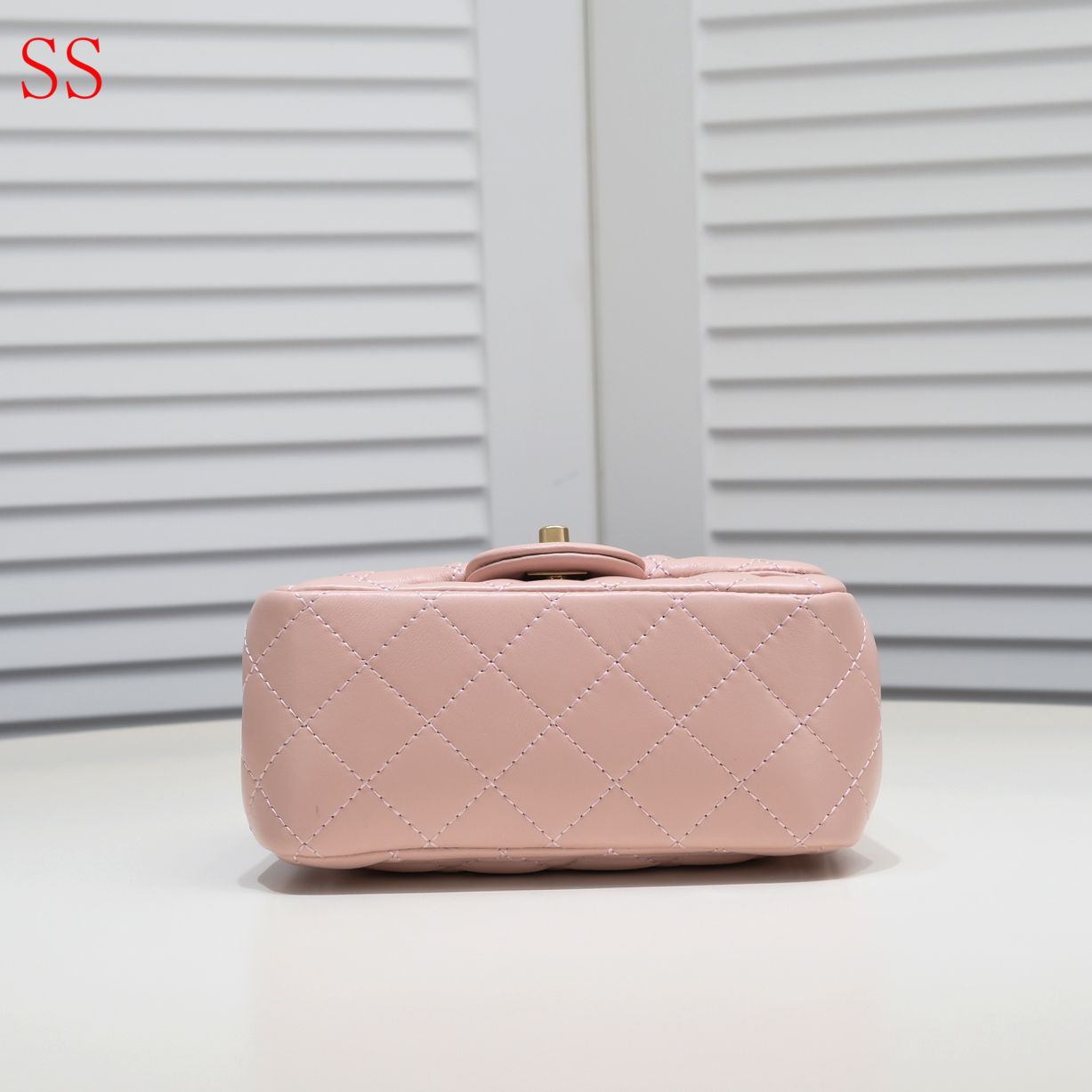 CC MINI FLAP BAG WITH FLOWER CHAIN BEIGE 18CM