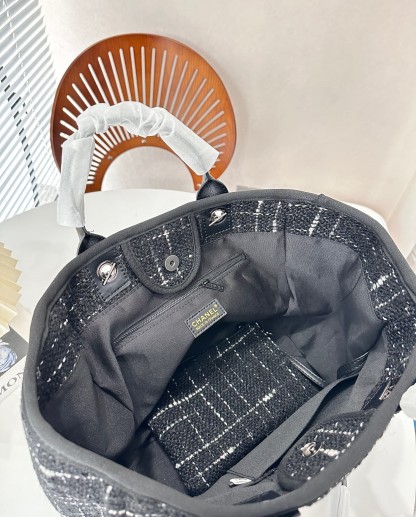 CC TWEED MEDIUM DEAUVILLE  TOTE BLACK MULTICOLOR 37CM