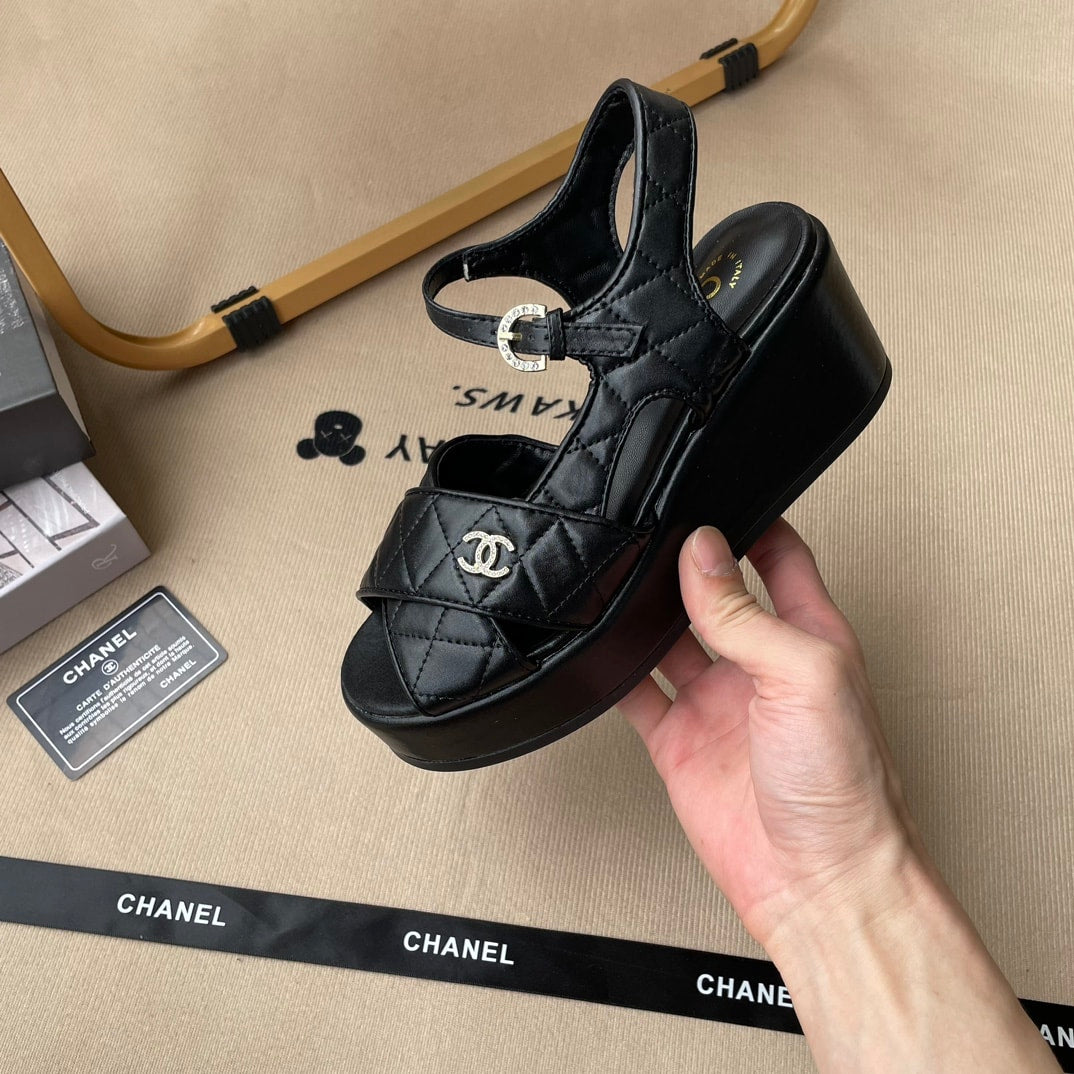 SANDAL CHL BLACK G39918 QUILTED SANDALS