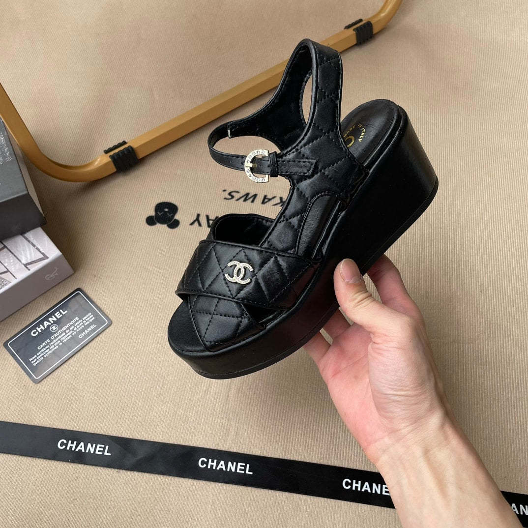 SANDAL CHL BLACK G39918 QUILTED SANDALS