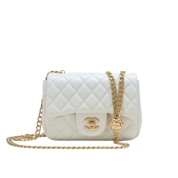 CC MINI FLAP BAG WITH FLOWER CHAIN WHITE 18CM