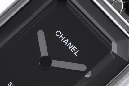 CHANEL PREMIERE ICONIC CHAIN WATCH 26MM H7022