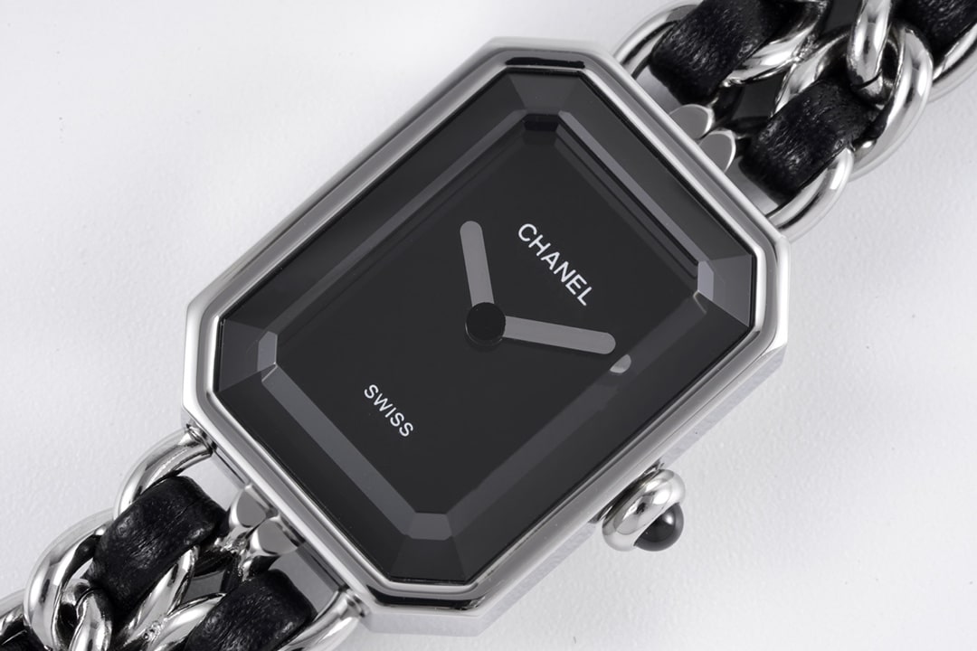 CHANEL PREMIERE ICONIC CHAIN WATCH 26MM H7022