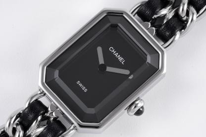 CHANEL PREMIERE ICONIC CHAIN WATCH 26MM H7022
