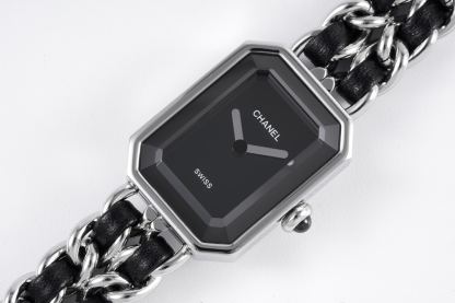 CHANEL PREMIERE ICONIC CHAIN WATCH 26MM H7022