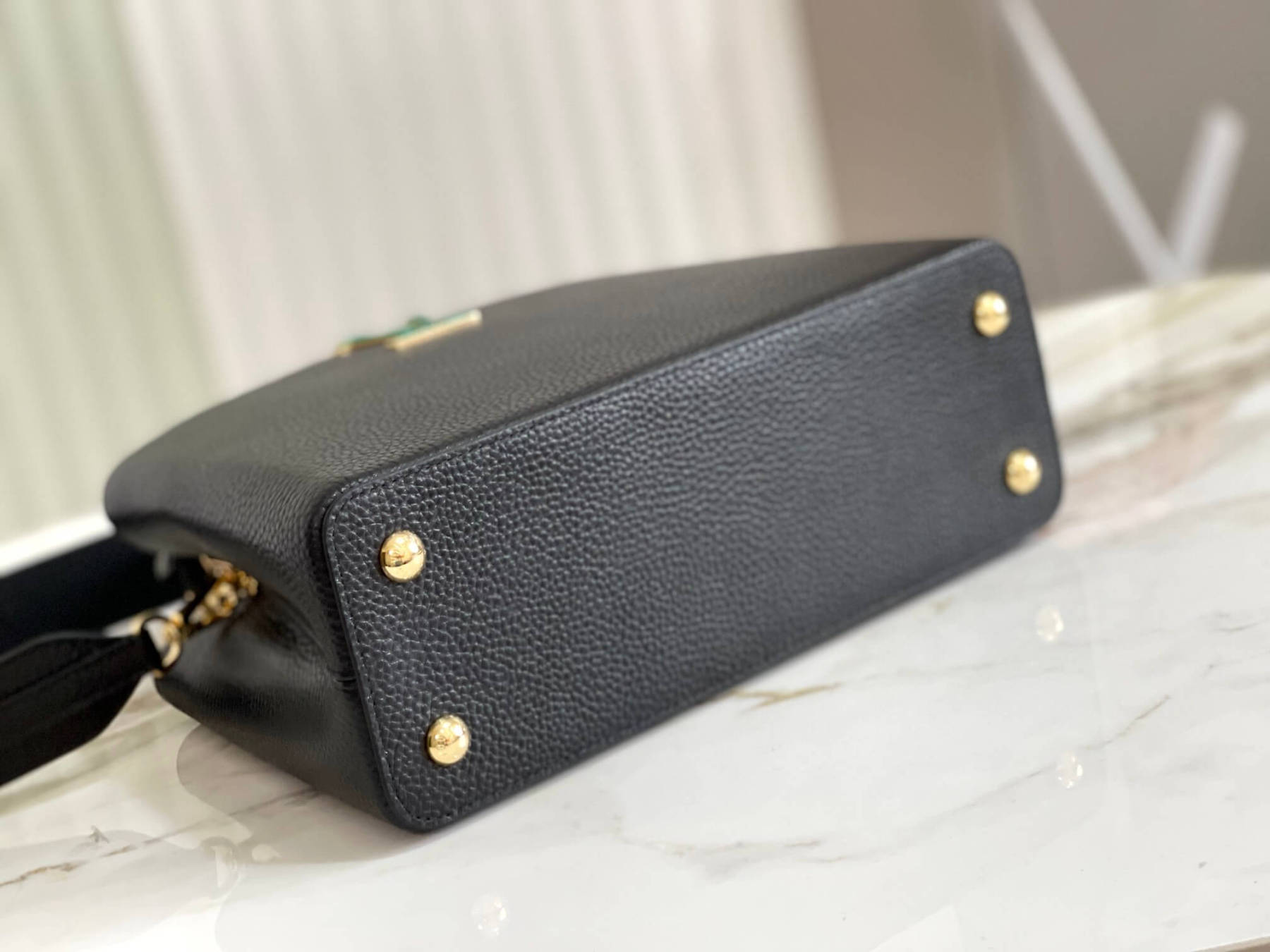 M59066 M48865 Capucines BB Shoulder Handbag black