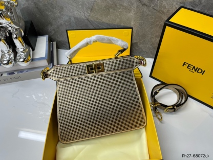 FD PEEKABOO ISEEU MEDIUM FENDACE BAG GOLD 24CM