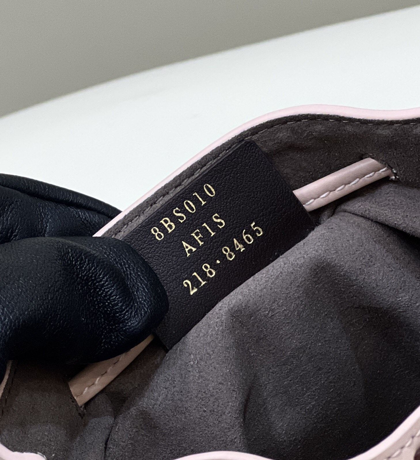 FD MON TRESOR FD BUCKET BAG IN SHEEPSKIN WITH FF LOGO PINK