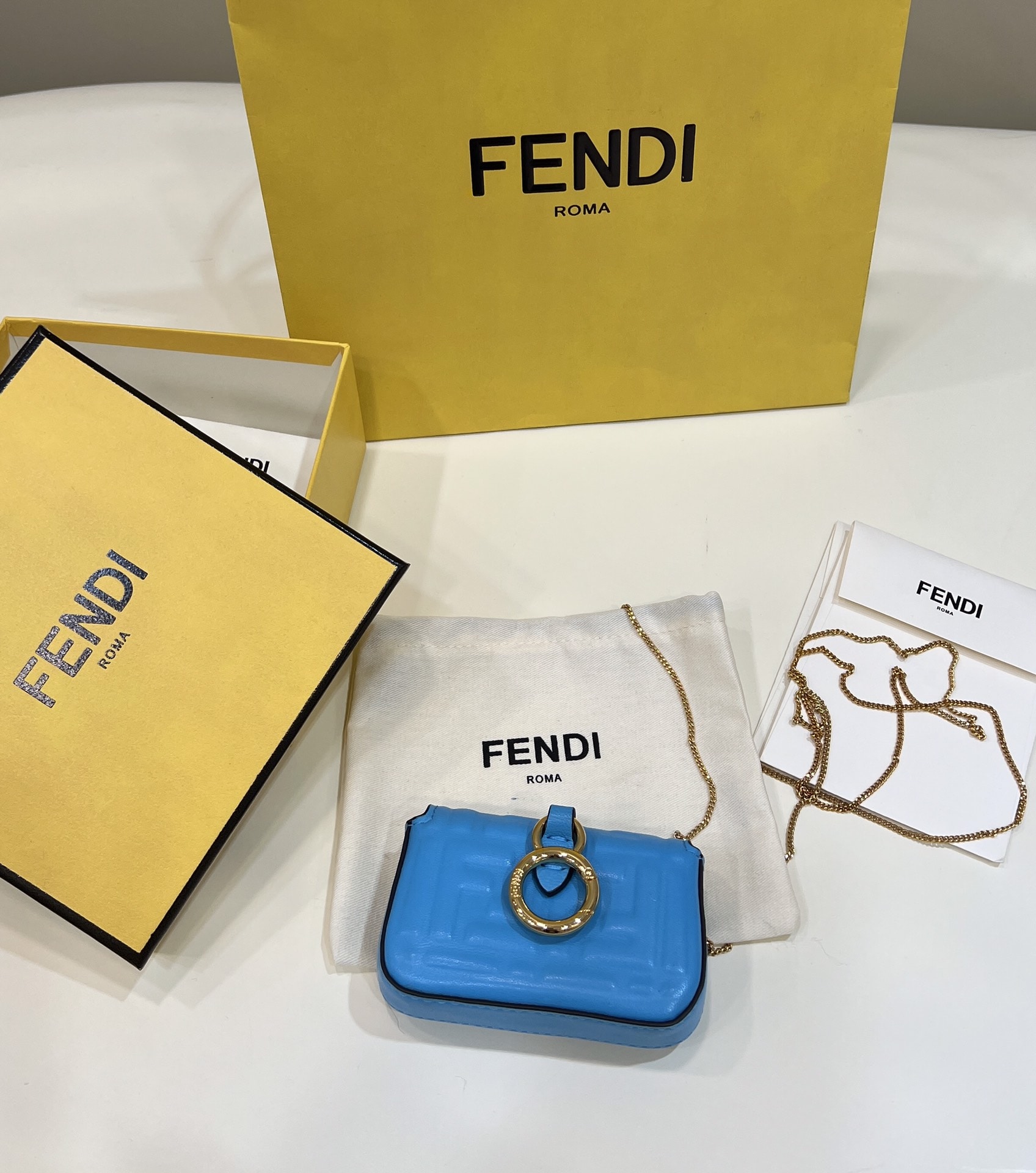 FD NANO BAGUETTE CHARM BLUE 10CM