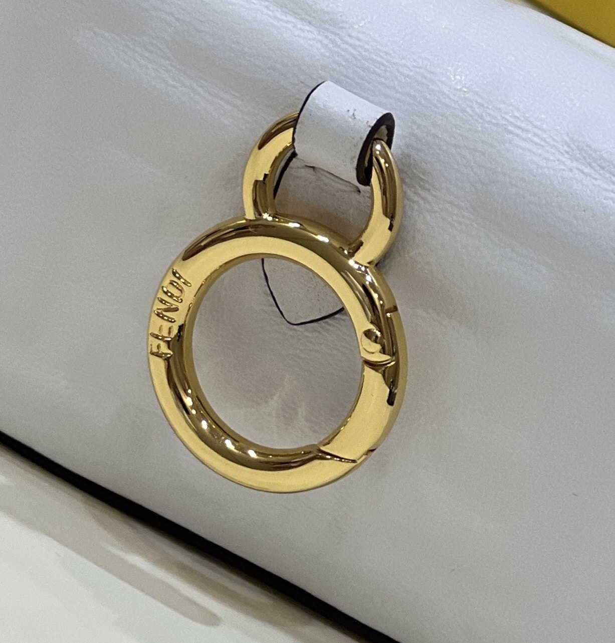 FD NANO BAGUETTE CHARM WHITE 10CM 7AR844AAJDF0QVL