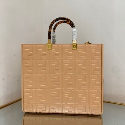 FD SUNSHINE MEDIUM LIGHT BEIGE LEATHER SHOPPER 35CM