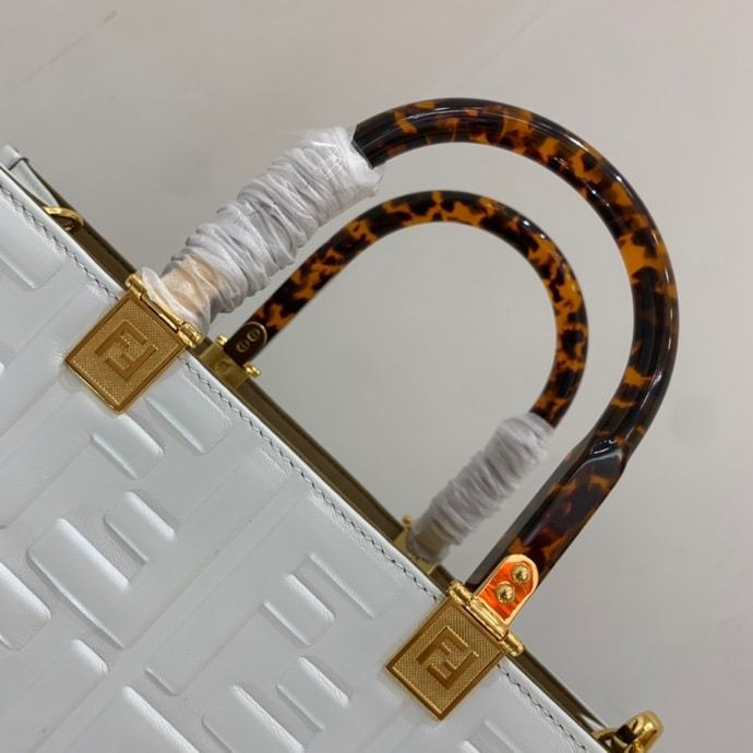 FD SUNSHINE MEDIUM WHITE LEATHER SHOPPER 35CM 8BH386AMCVF0QVL