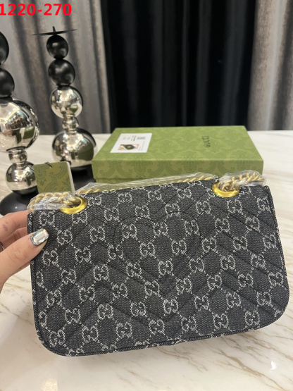 GG MARMONT MATELASSE SHOULDER BAG BLACK 26CM