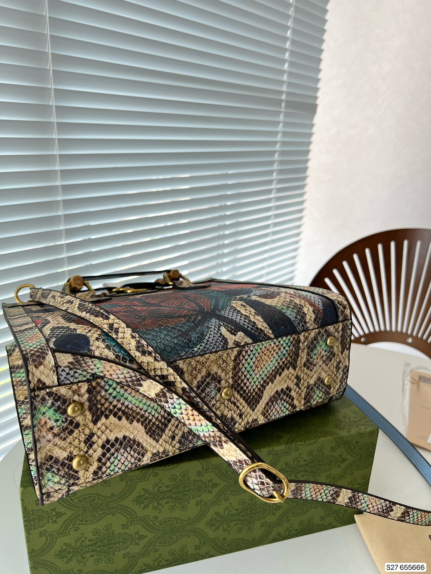GG DIANA MEDIUM PYTHON TOTE BAG 27CM 678842 EYXLT 9480