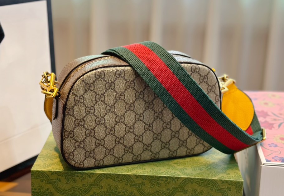 GG NEO VINTAGE GG SUPREME MESSENGER BAG 24CM ‎476466 K9GVT 8856