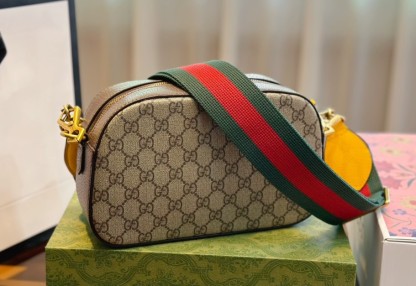 GG NEO VINTAGE GG SUPREME MESSENGER BAG 24CM ‎476466 K9GVT 8856