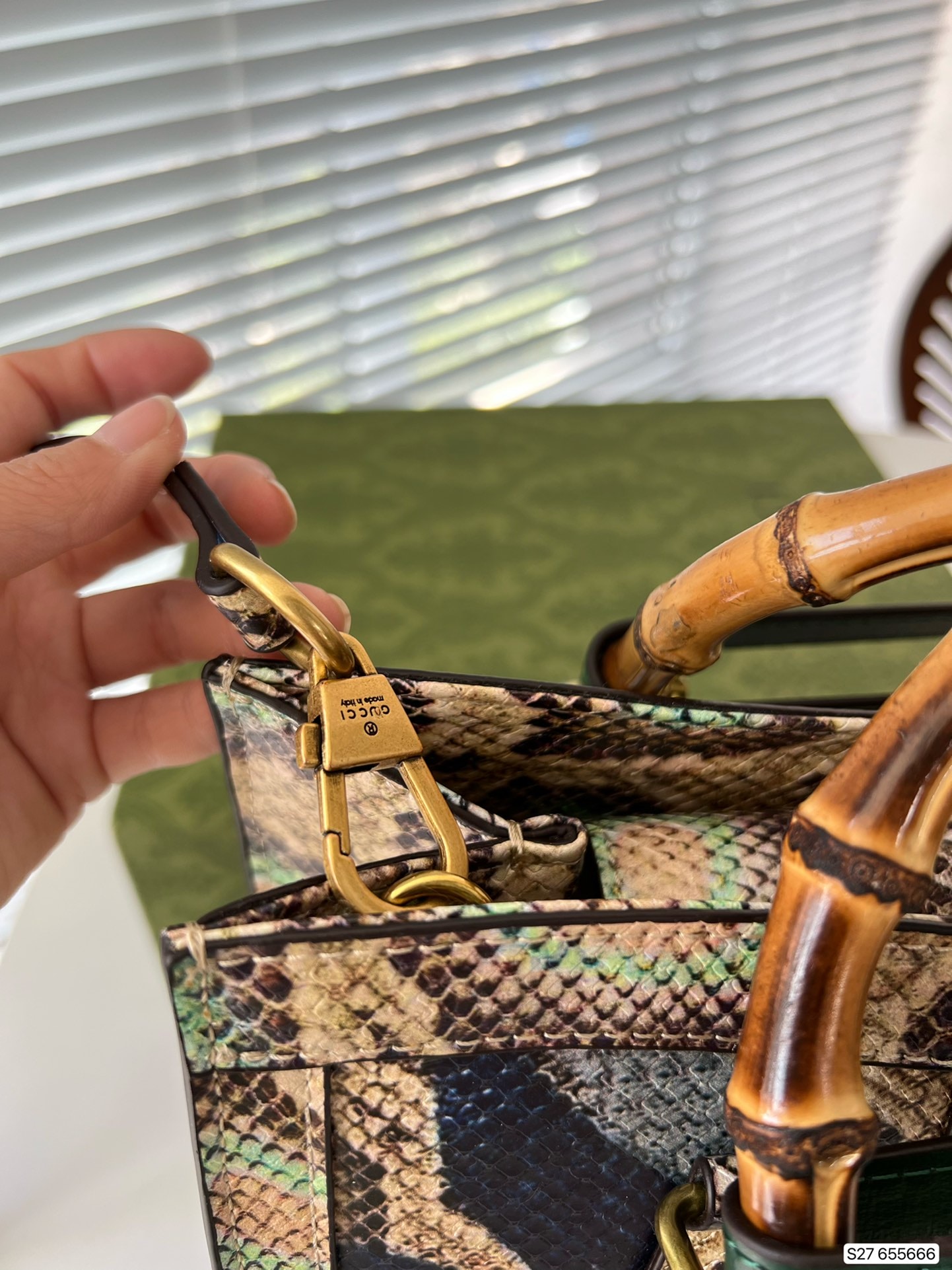 GG DIANA MEDIUM PYTHON TOTE BAG 27CM 678842 EYXLT 9480