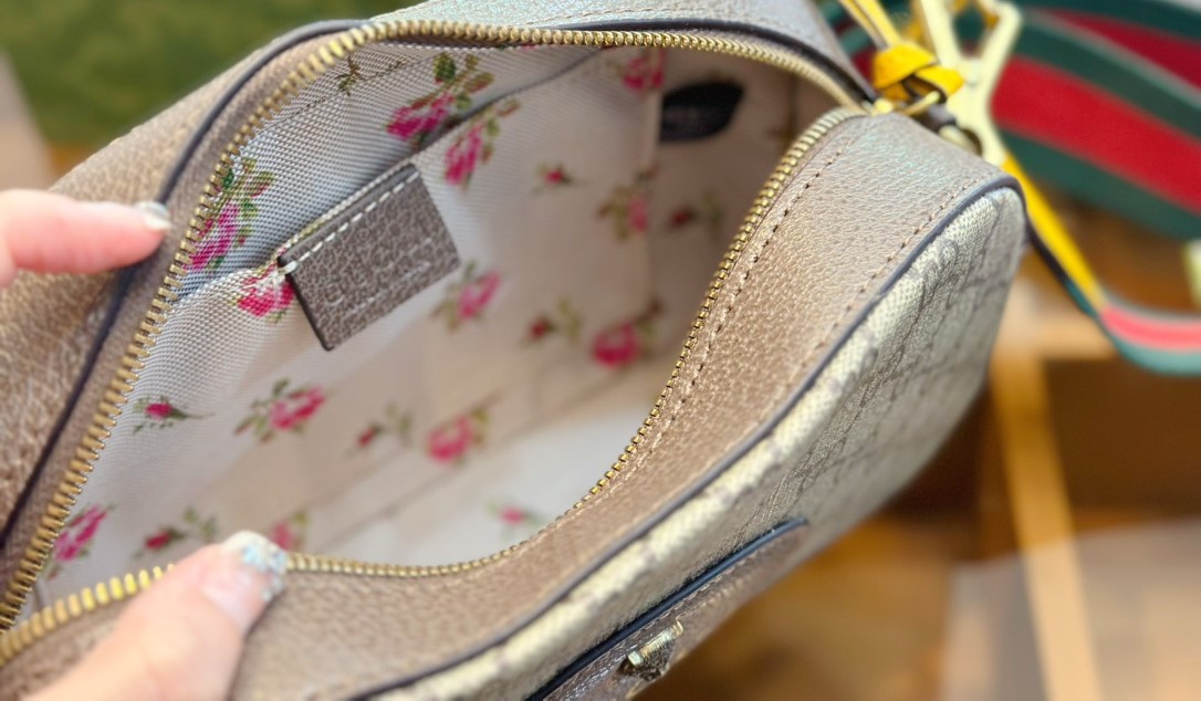 GG NEO VINTAGE GG SUPREME MESSENGER BAG 24CM ‎476466 K9GVT 8856