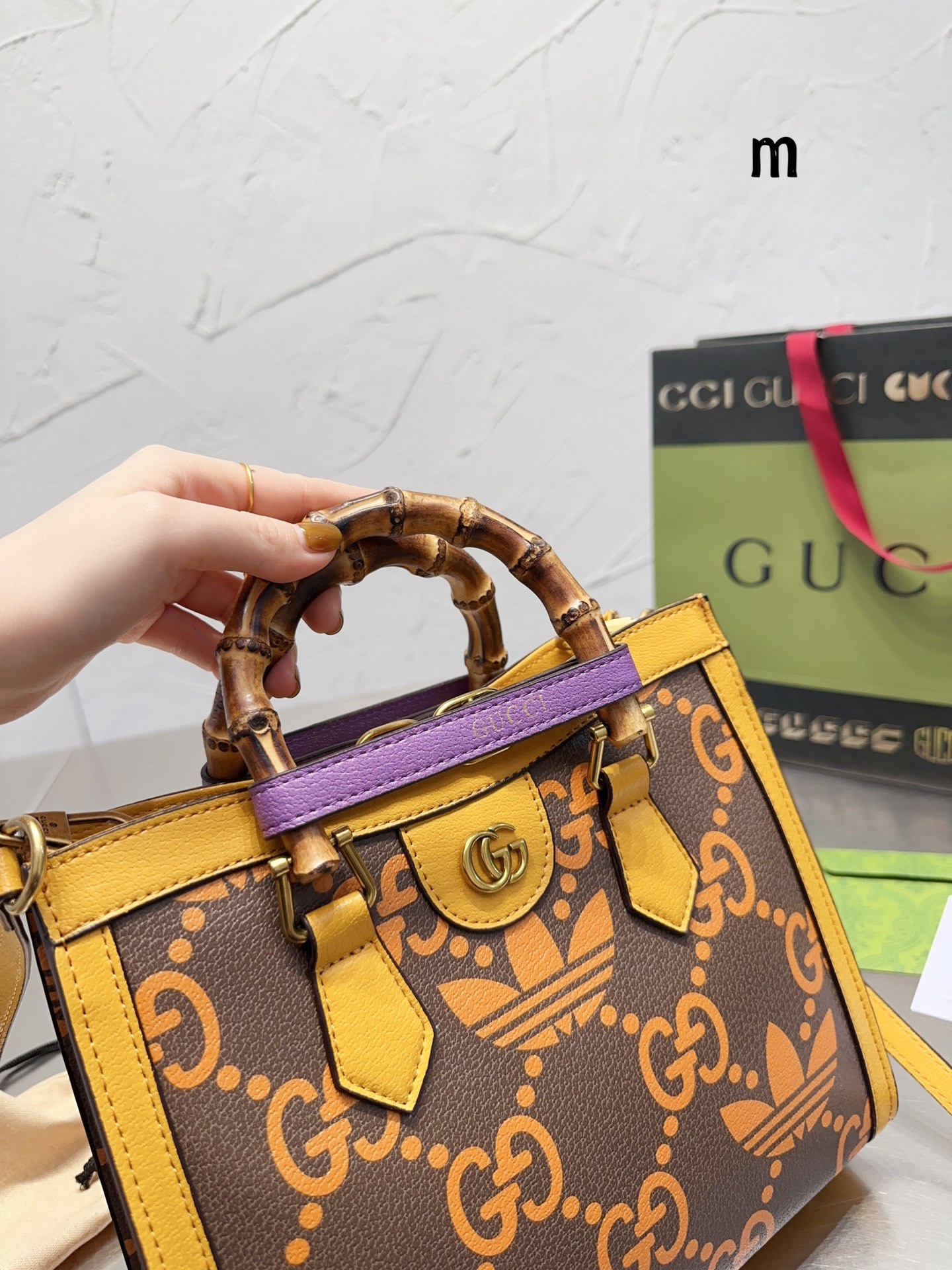 GG X ADIDAS GG DIANA BAMBOO MEDIUM TOTE 27CM BROWN AND YELLOW 678842 AAA8Z 2559