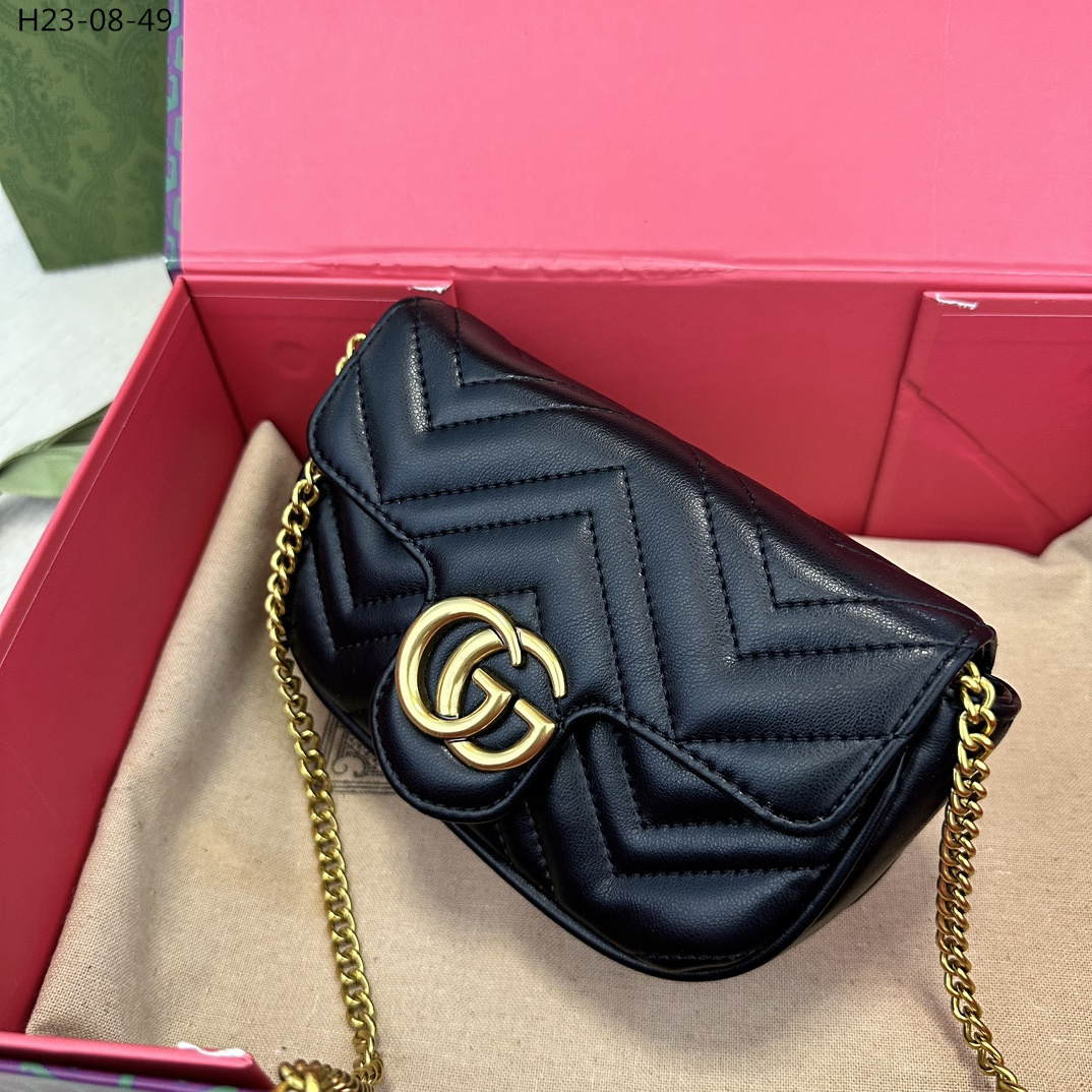 GG GG MARMONT LEATHER SUPER MINI BAG BLACK 17CM 476433 DTDCT 1000