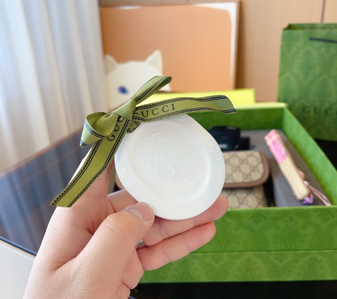 GG NEO VINTAGE GG SUPREME BELT BAG 22CM 493930 9C2VT 8745