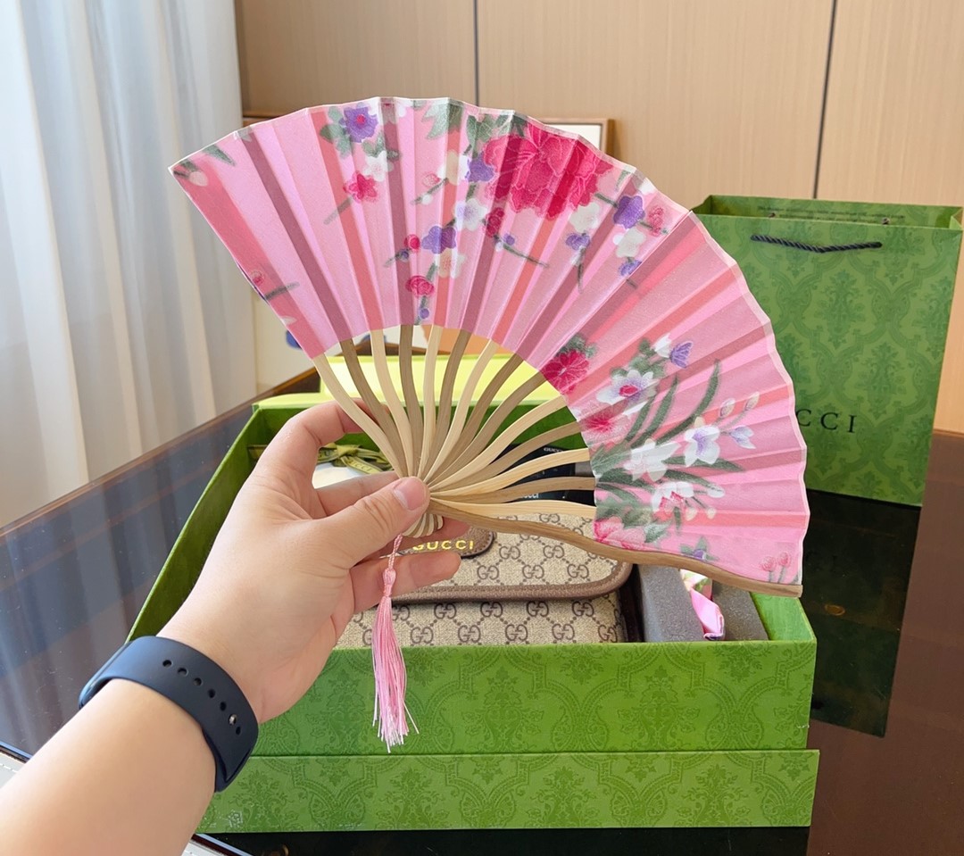 GG NEO VINTAGE GG SUPREME BELT BAG 22CM 493930 9C2VT 8745