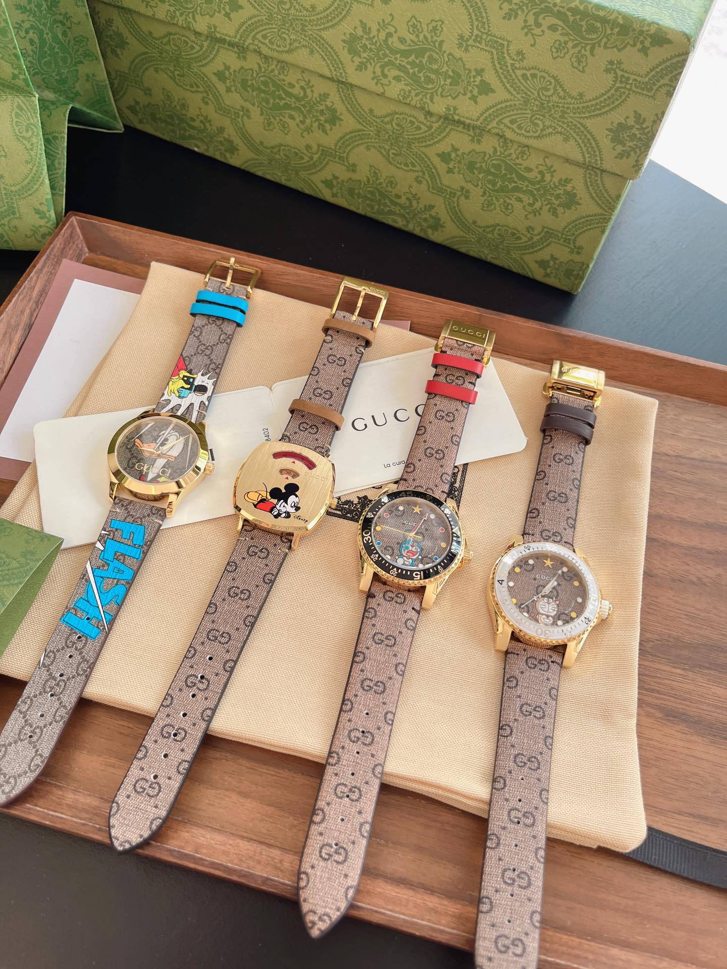 GUCCI X DISNEY MICKEY MOUSE GOLD DIAL WITH LEATHER STRAP WATCH BROWN 38MM YA157420